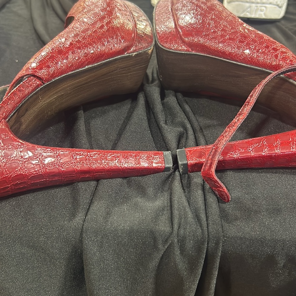 Red Heels - image 5
